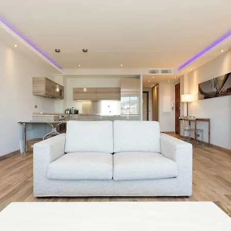 16 Quai Saint-pierre *